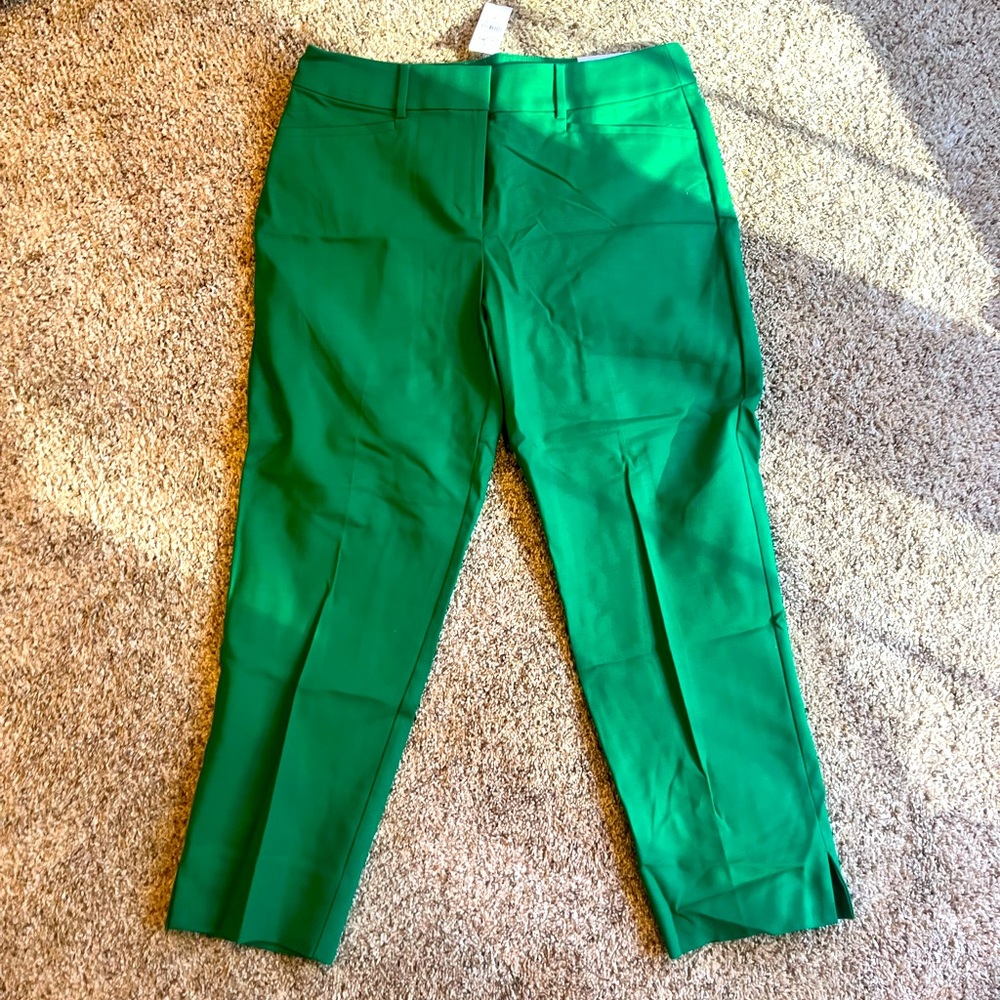 Green cropped pants - curvy fit